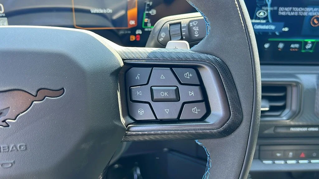 2025 Ford Mustang Dark Horse - Photo 18