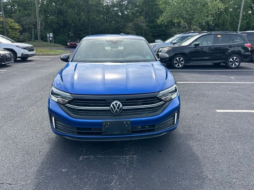 Used 2024 Blue Volkswagen 1.5T Sport image 8