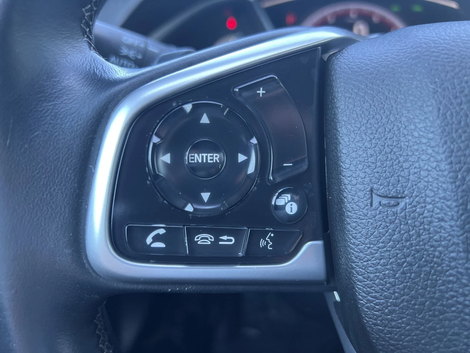 Used 2020  Honda Sport image 9