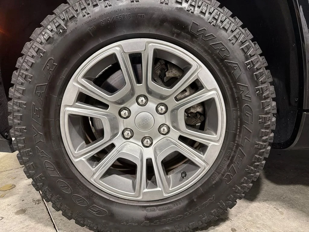 Certified Used 2023 Baltic Gray Metallic Clearcoat Jeep Series I image 49