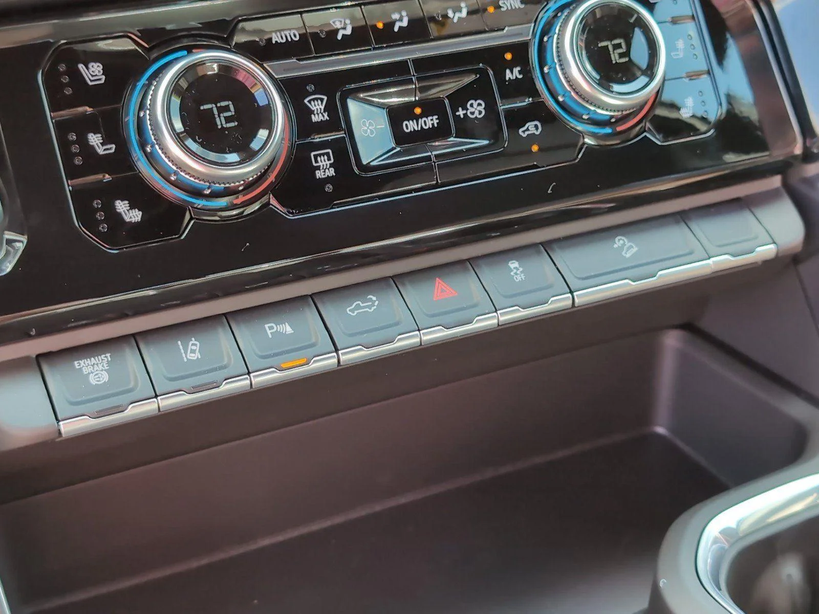 New 2026 Glacier White Tricoat GMC Denali image 25