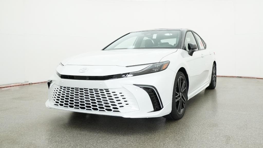 New 2026 Wind Chill Pearl with Midnight Black Metallic roof Toyota XSE image 30