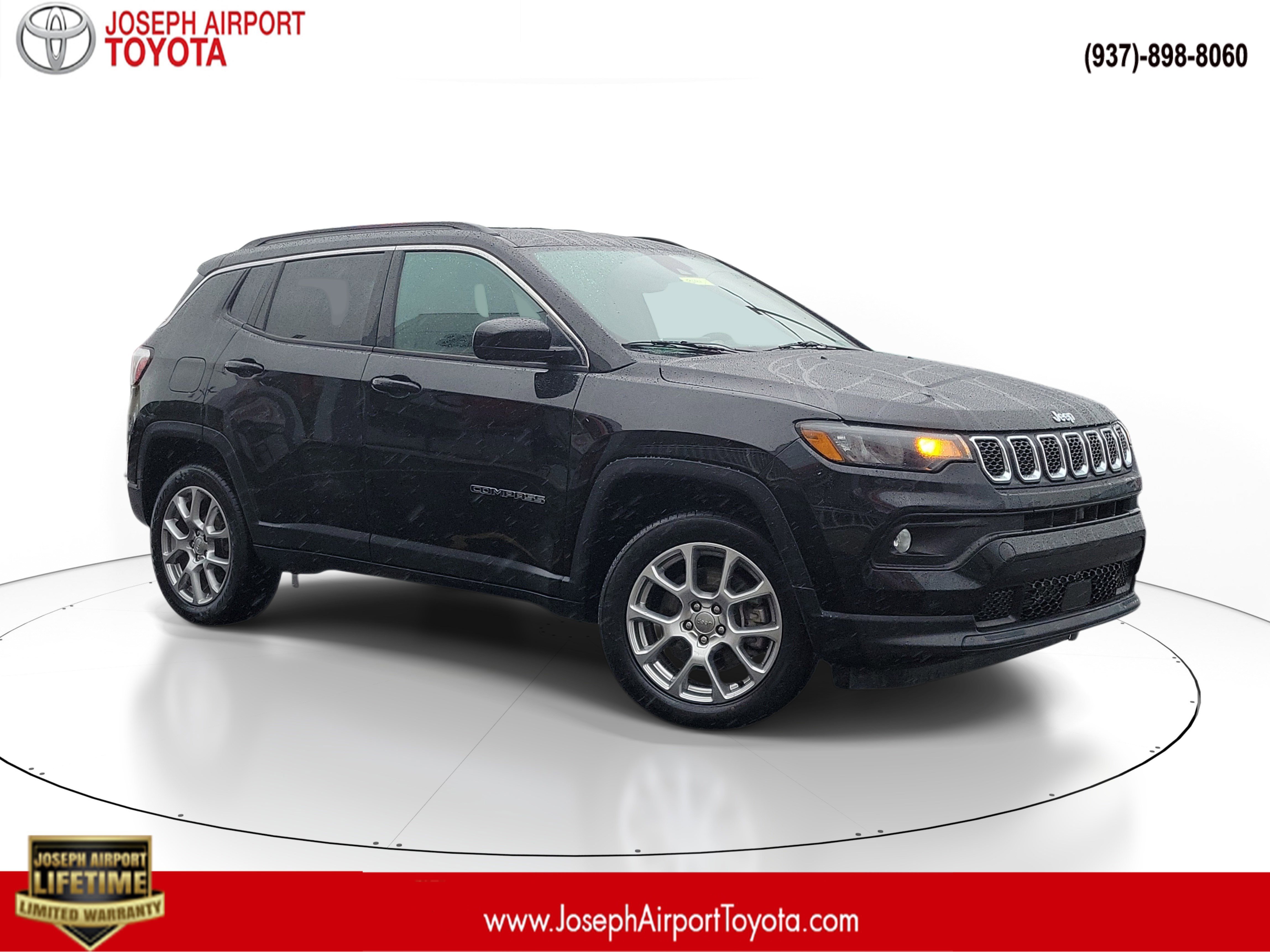 2023 Jeep Compass Latitude Lux 4X4's photo