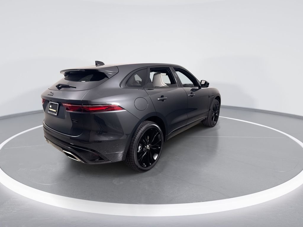 2026 Jaguar F-Pace R-Dynamic S - Photo 8