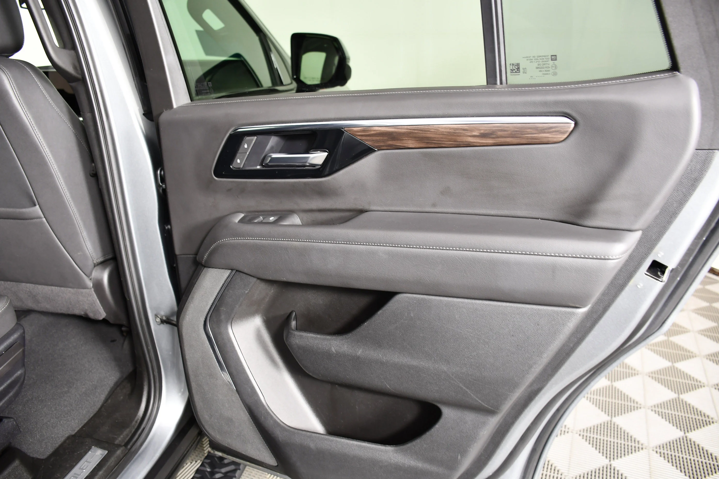 Used 2025 Sterling Gray Metallic Chevrolet Z71 image 45
