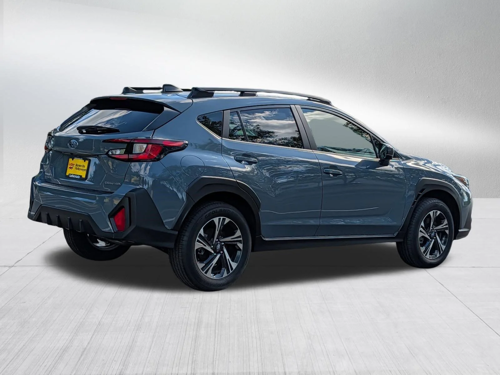 Used 2025 Offshore Blue Metallic Subaru Premium image 7