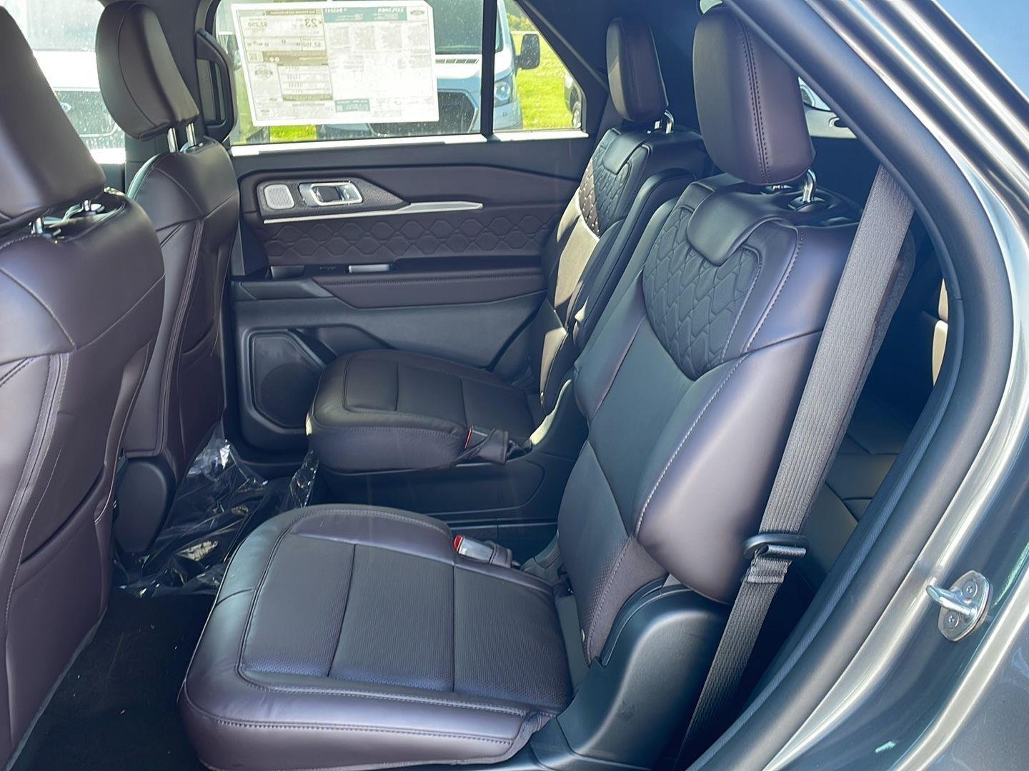 New 2026 Carbonized Gray Metallic Ford Platinum™ image 64