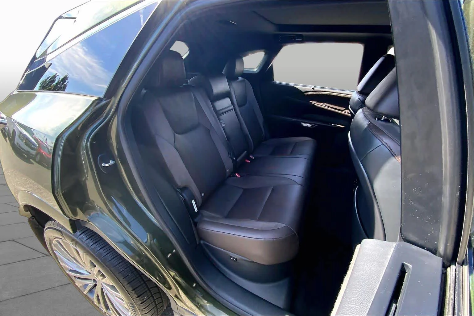 Certified Used 2024 NORI GREEN PEARL Lexus Luxury image 20
