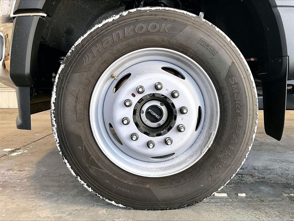 2026 Ford F-600 Super Duty Chassis Cab XLT - Photo 8