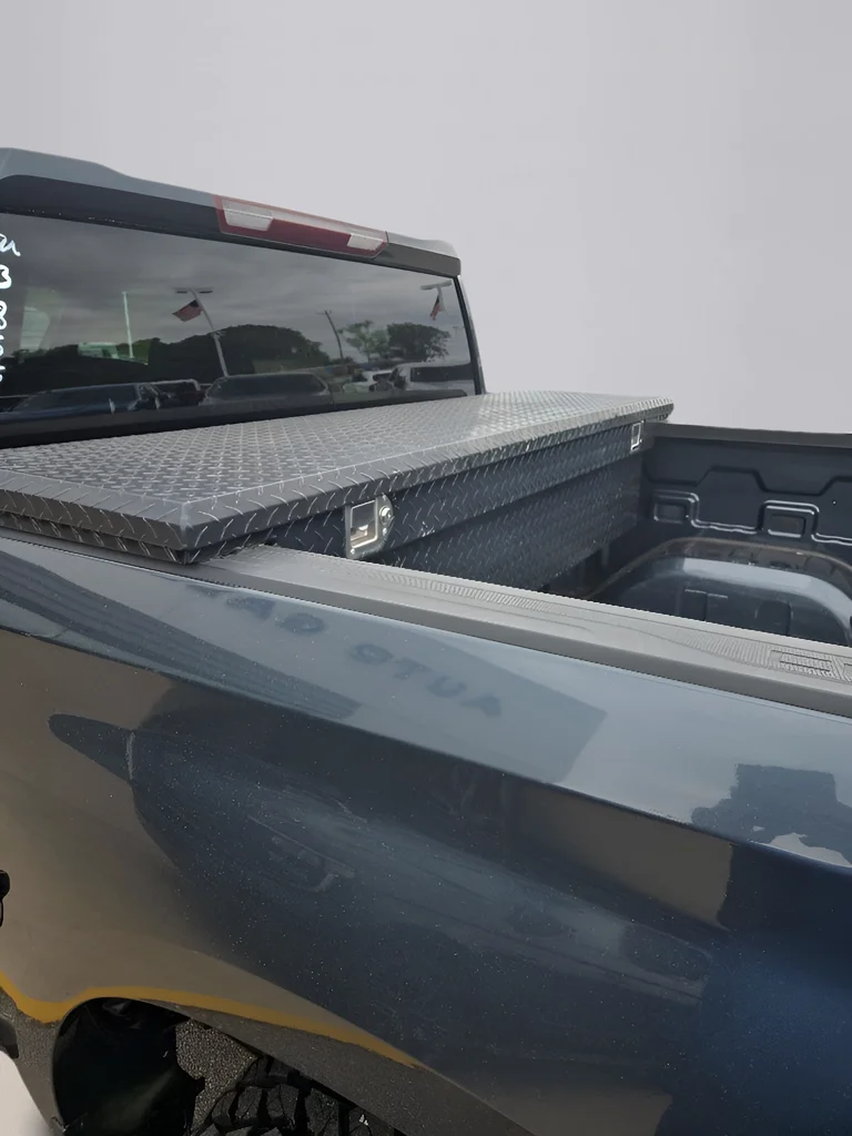Used 2019 Shadow Gray Metallic Chevrolet Custom image 16