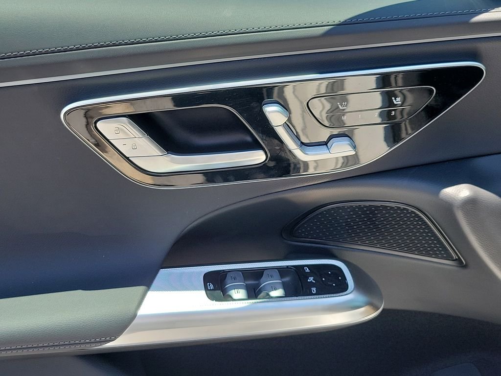 New 2026 Polar White Mercedes-Benz E 350 image 17