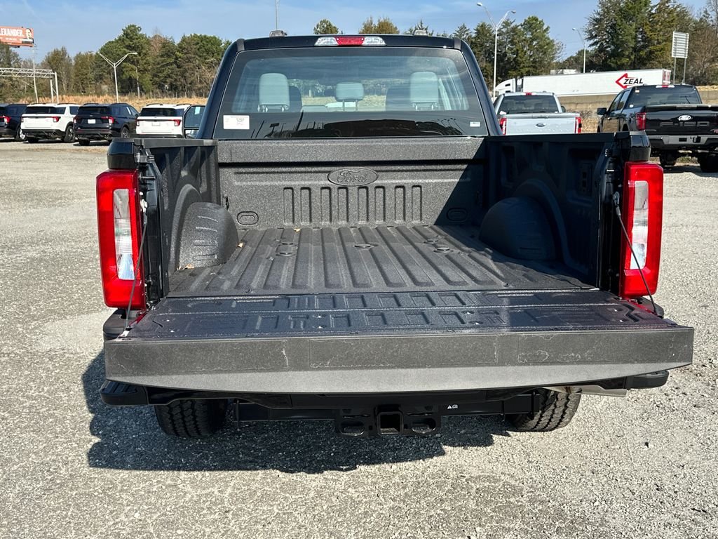 New 2026 Agate Black Metallic Ford F-250® XL image 18