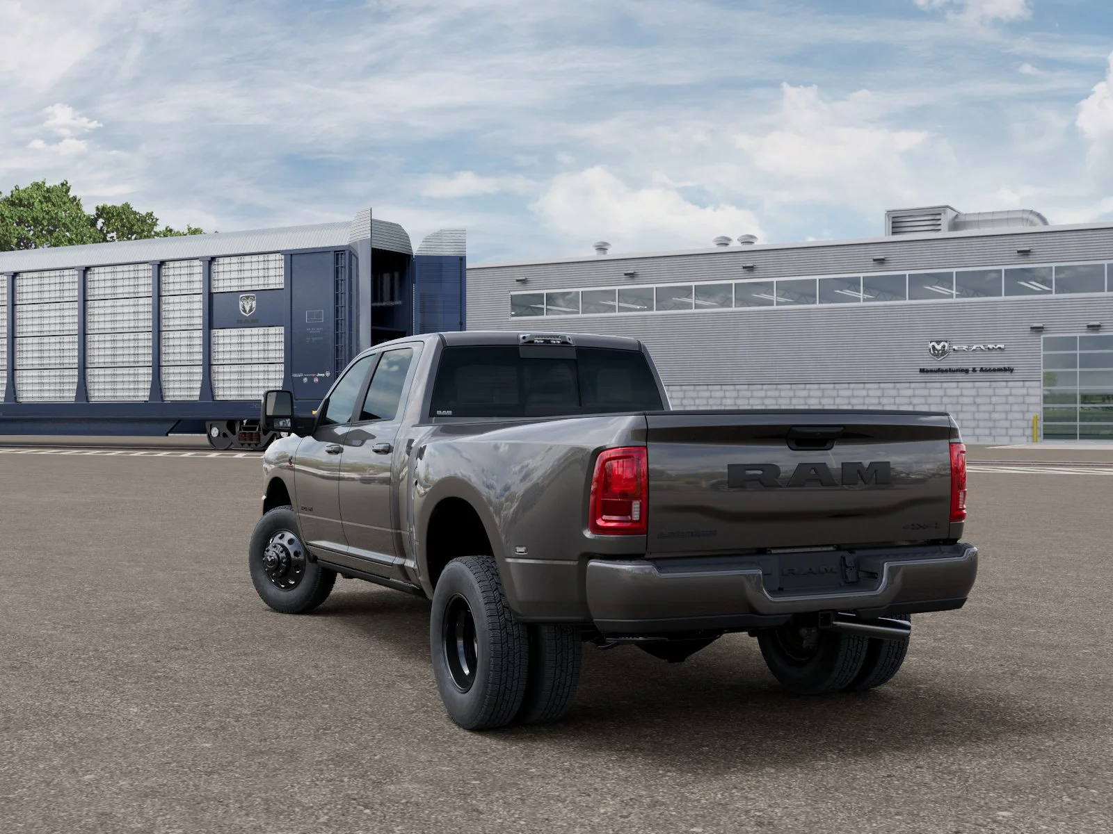 New 2026 Granite Crystal Metallic Clear-Coat Exterior Paint RAM Laramie image 2