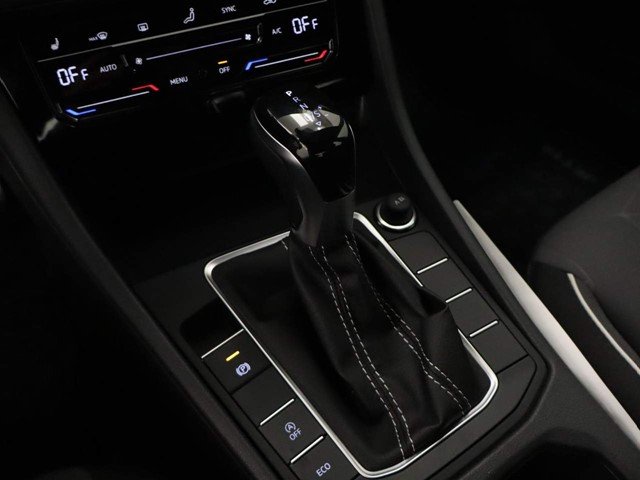 New 2026 Platinum Gray Metallic Volkswagen 1.5T Sport image 8