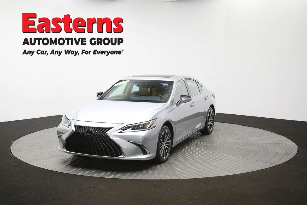 Used 2022 Silver Lexus 350 image 50