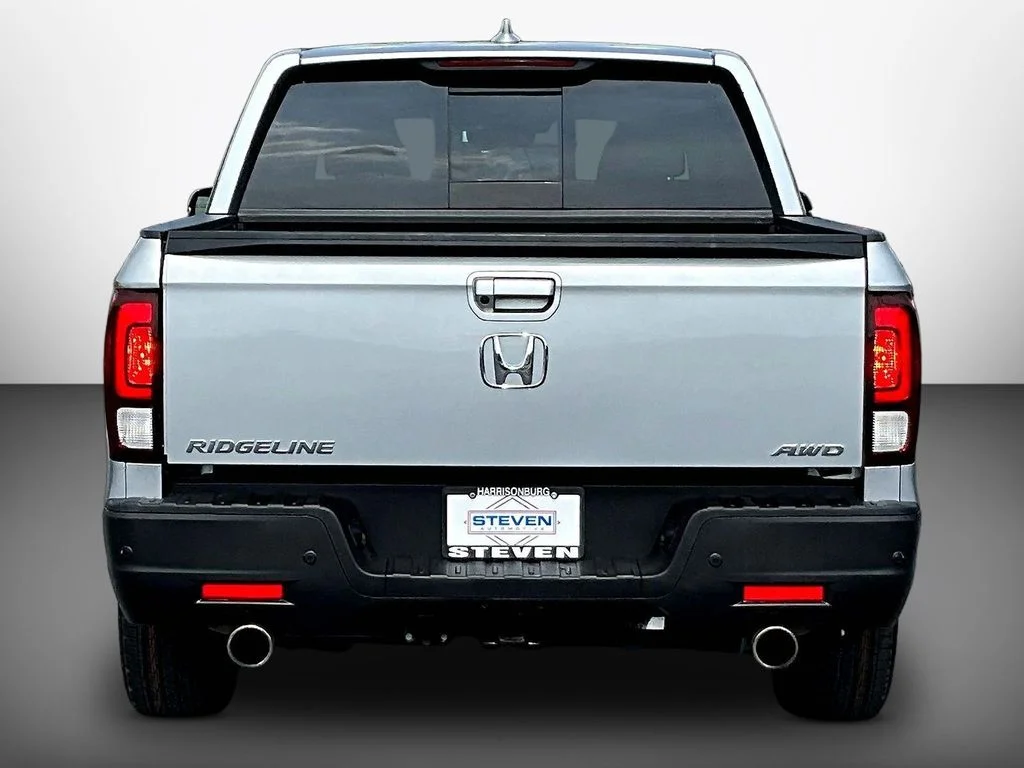 Used 2023 Lunar Silver Metallic Honda RTL-E image 5