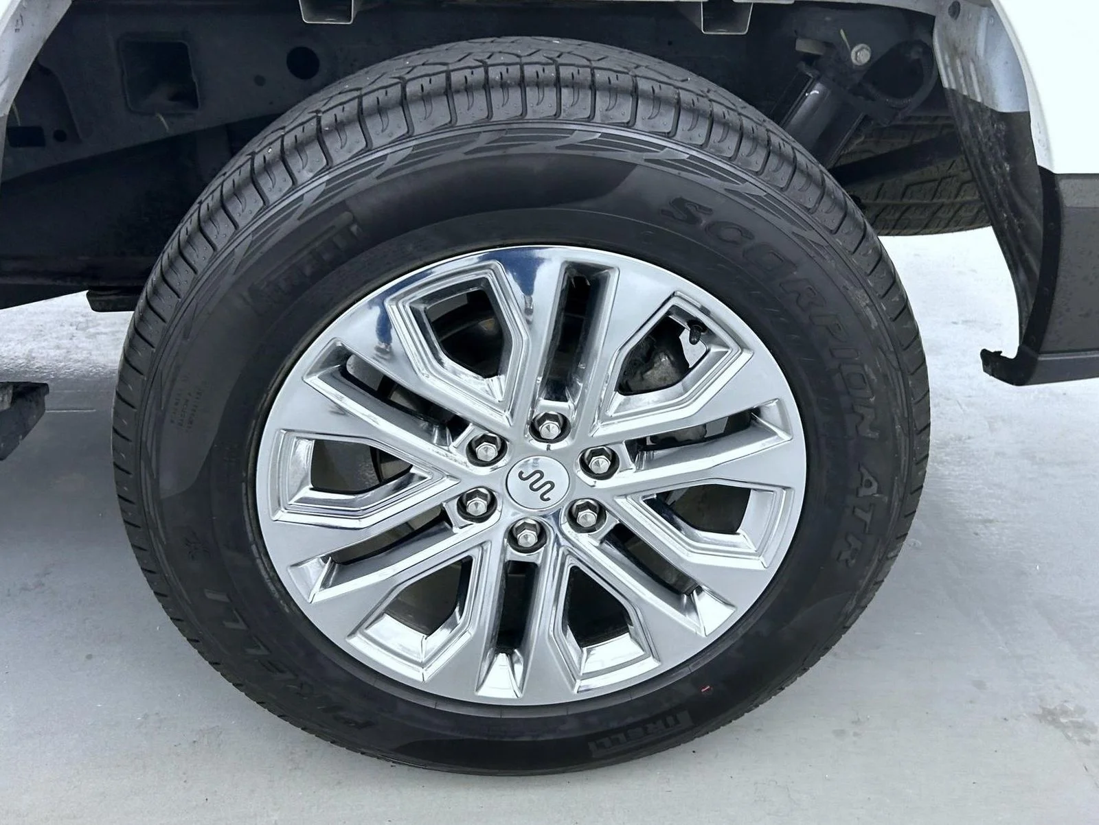 Used 2024 White Ford King Ranch image 25