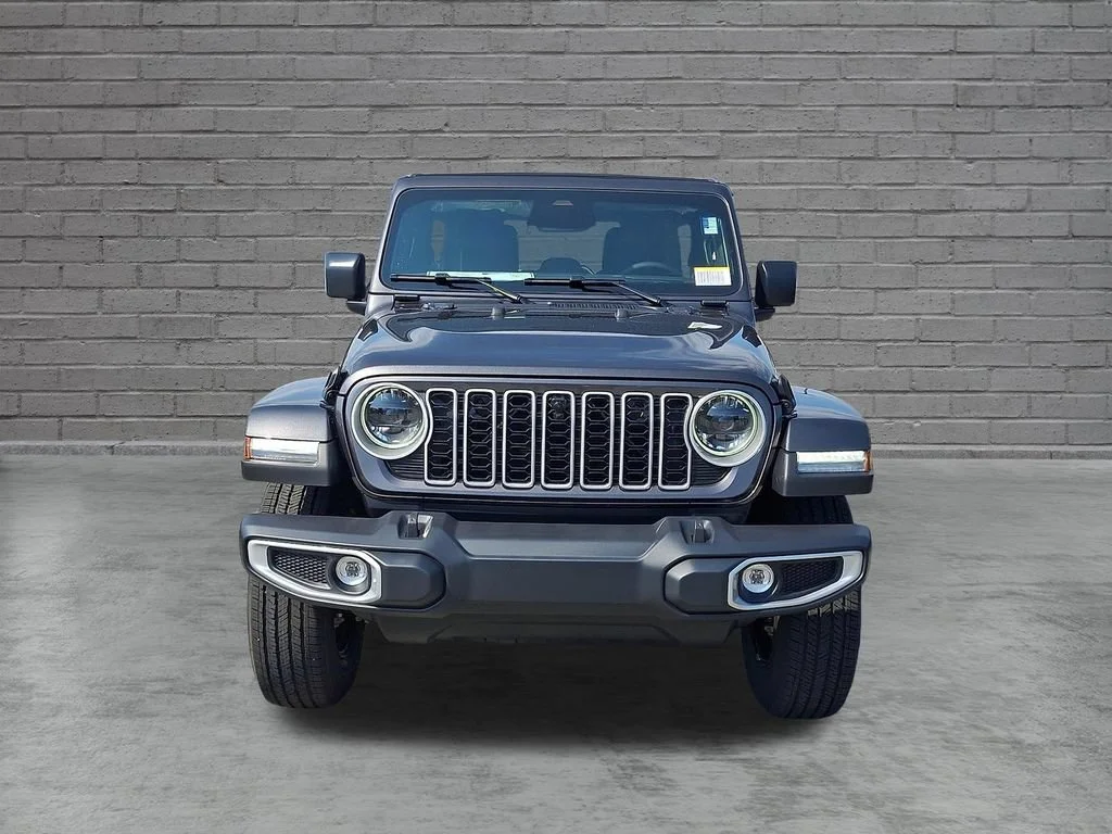 New 2027 Granite Crystal Metallic Clearcoat Jeep Sahara image 2