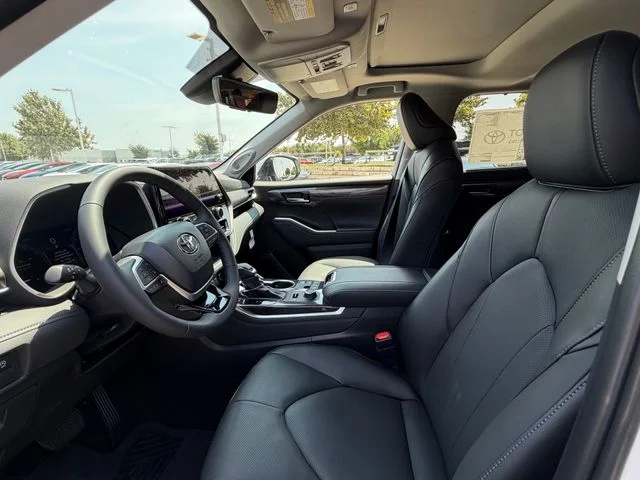 New 2026 Wind Chill Pearl Toyota Limited image 9