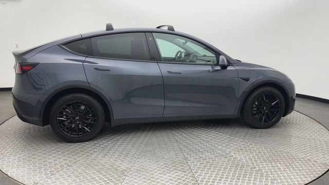 2022 Tesla Model Y Long Range - Photo 9
