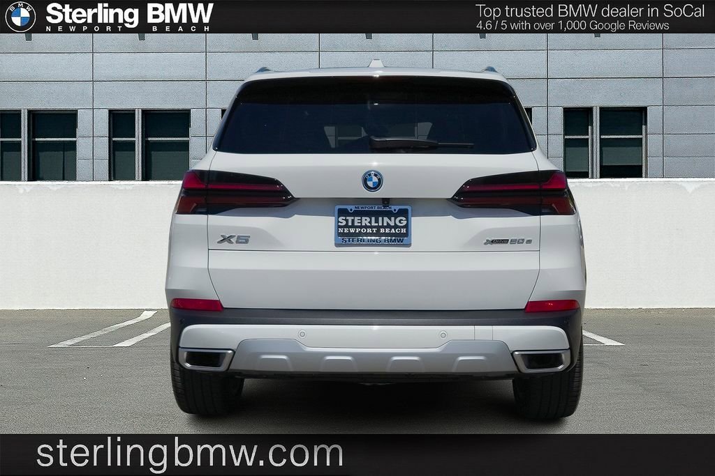 Used 2024 Alpine White BMW xDrive50e image 27