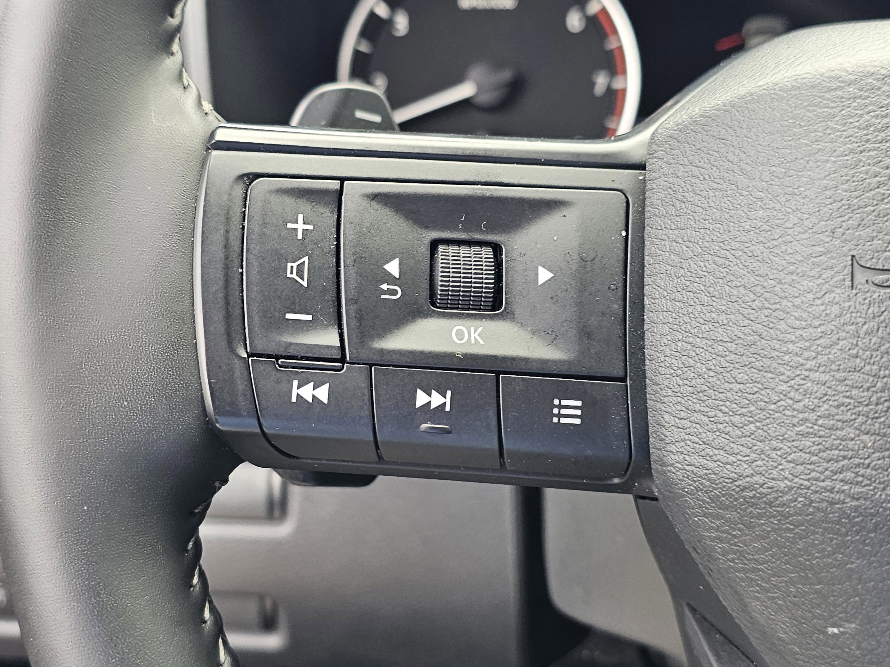 Used 2025 Deep Ocean Blue Pearl Nissan SV image 20