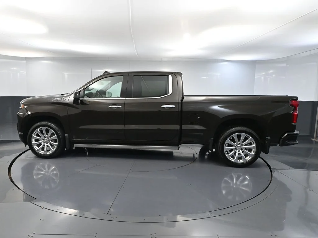 Used 2020 Brown Chevrolet High Country image 9