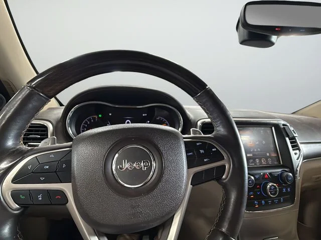 Used 2017 Black Jeep Overland image 11