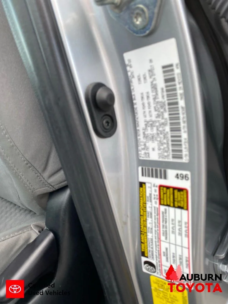 Certified Used 2022 Silver Toyota SR image 33