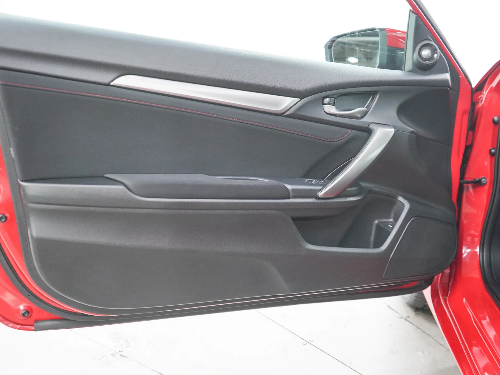 Used 2018  Honda SI image 12