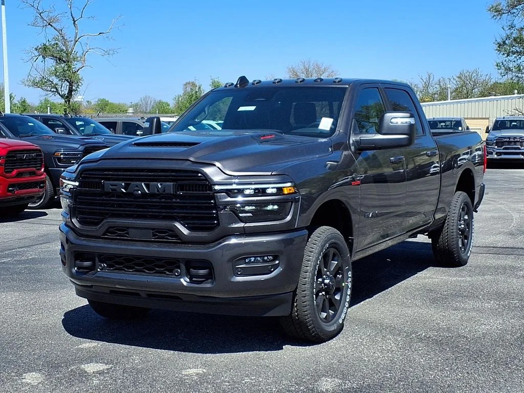 New 2026 Granite Crystal Metallic Clear-Coat Exterior Paint RAM Laramie image 2