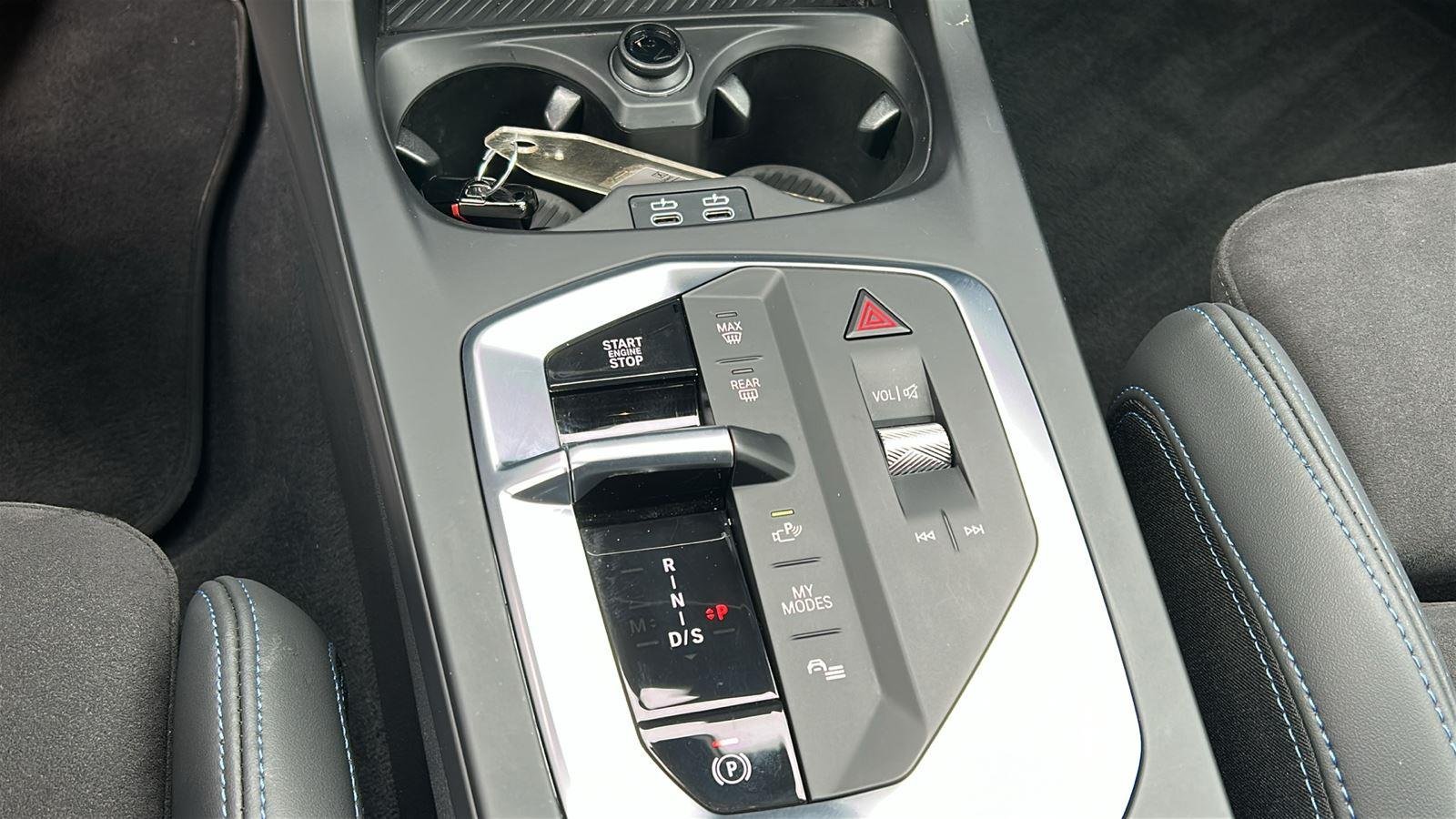 2025 BMW 2 Series M235 - Photo 17
