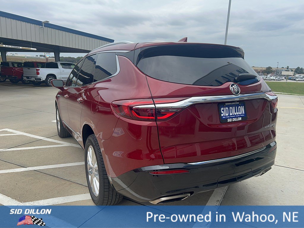Used 2019 Red Quartz Tintcoat Buick Essence image 3