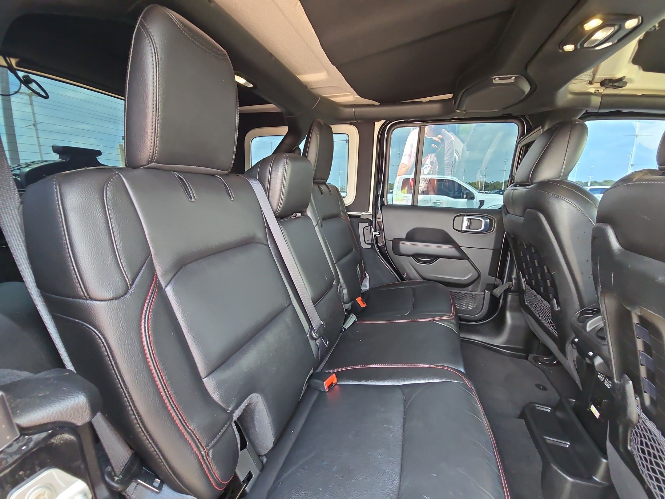 Used 2022 Black Clearcoat Jeep Unlimited Rubicon image 27