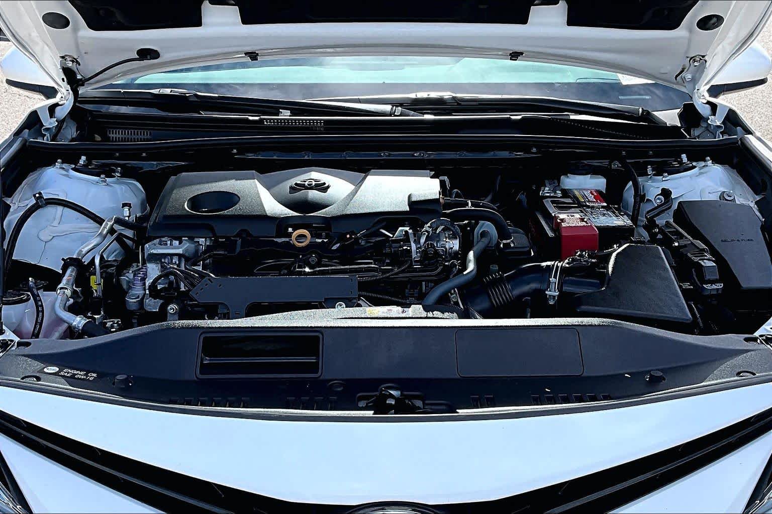 Used 2023 Ice Cap Toyota LE image 31