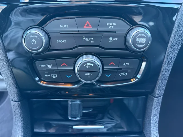 2023 Chrysler 300 S - Photo 16