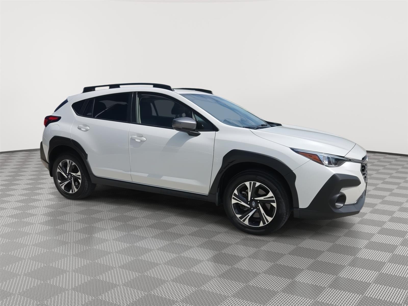 Used 2024 Crystal White Pearl Subaru Premium image 3