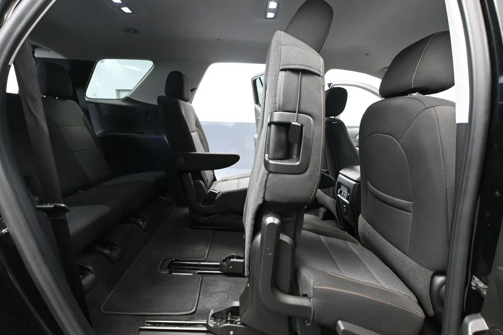 Used 2021 Black Chevrolet LT image 49