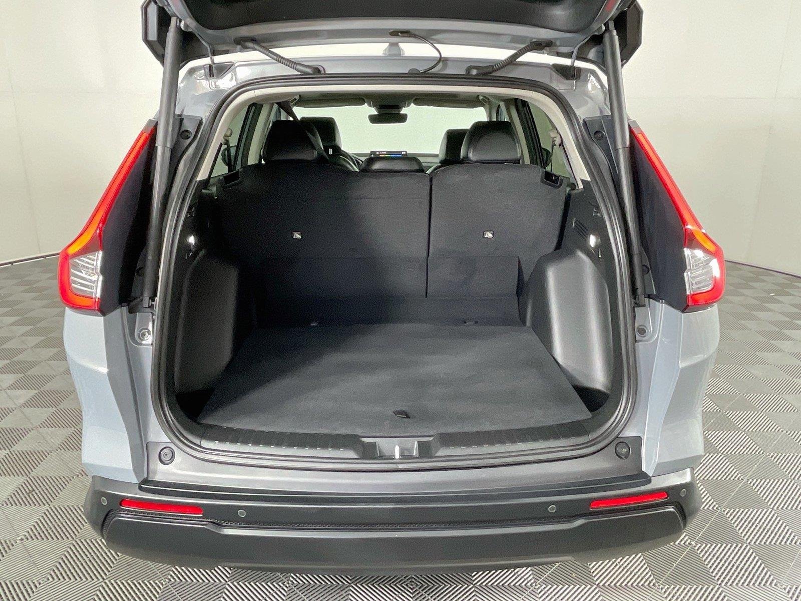 Used 2024 Urban Gray Pearl Honda EX-L image 29