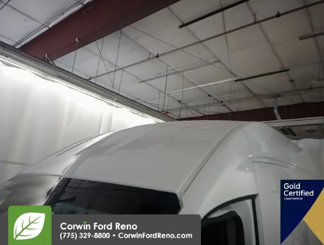 Used 2025 Oxford White Ford Base image 5