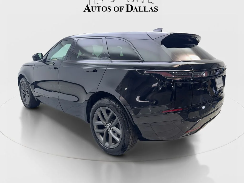 Used 2026 Black Land Rover Dynamic SE image 10