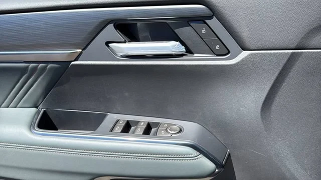 2026 GMC Acadia AT4 - Photo 22