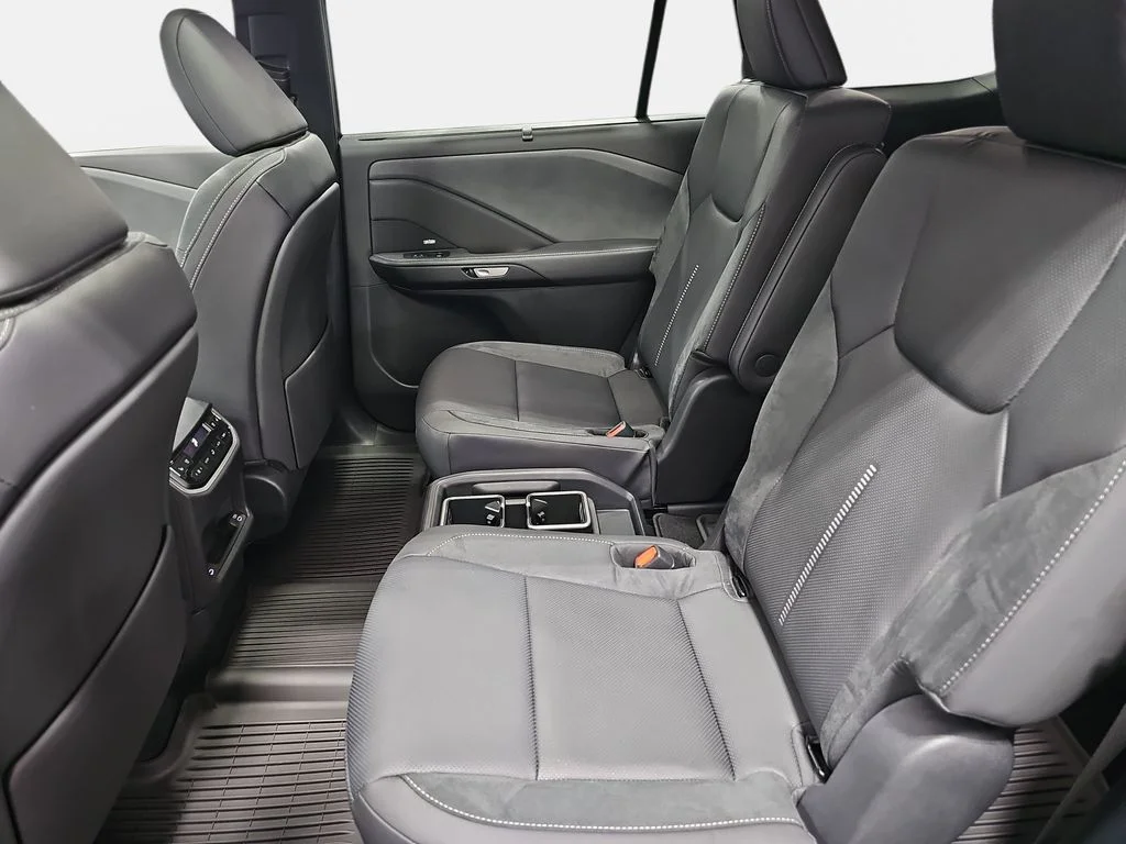 New 2026 Wind Chill Pearl Lexus LUXURY AWD image 10