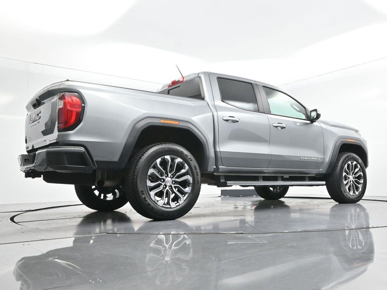 Used 2023 Sterling Metallic GMC Denali image 52