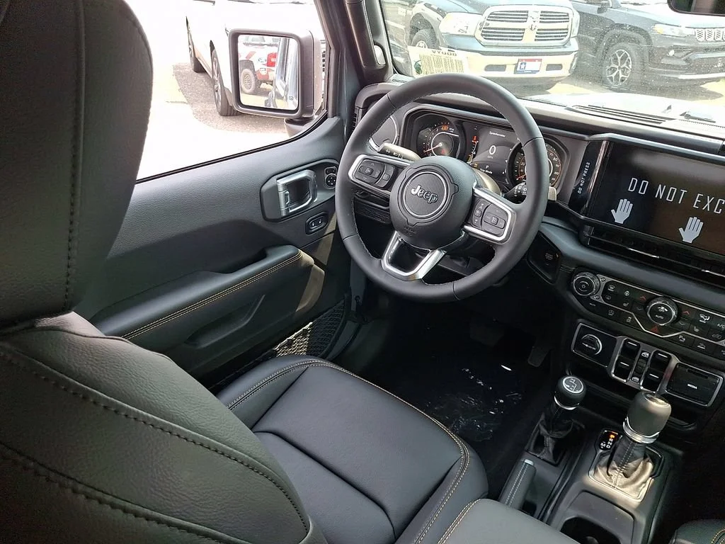 New 2026 Anvil Clearcoat Jeep Sahara image 10