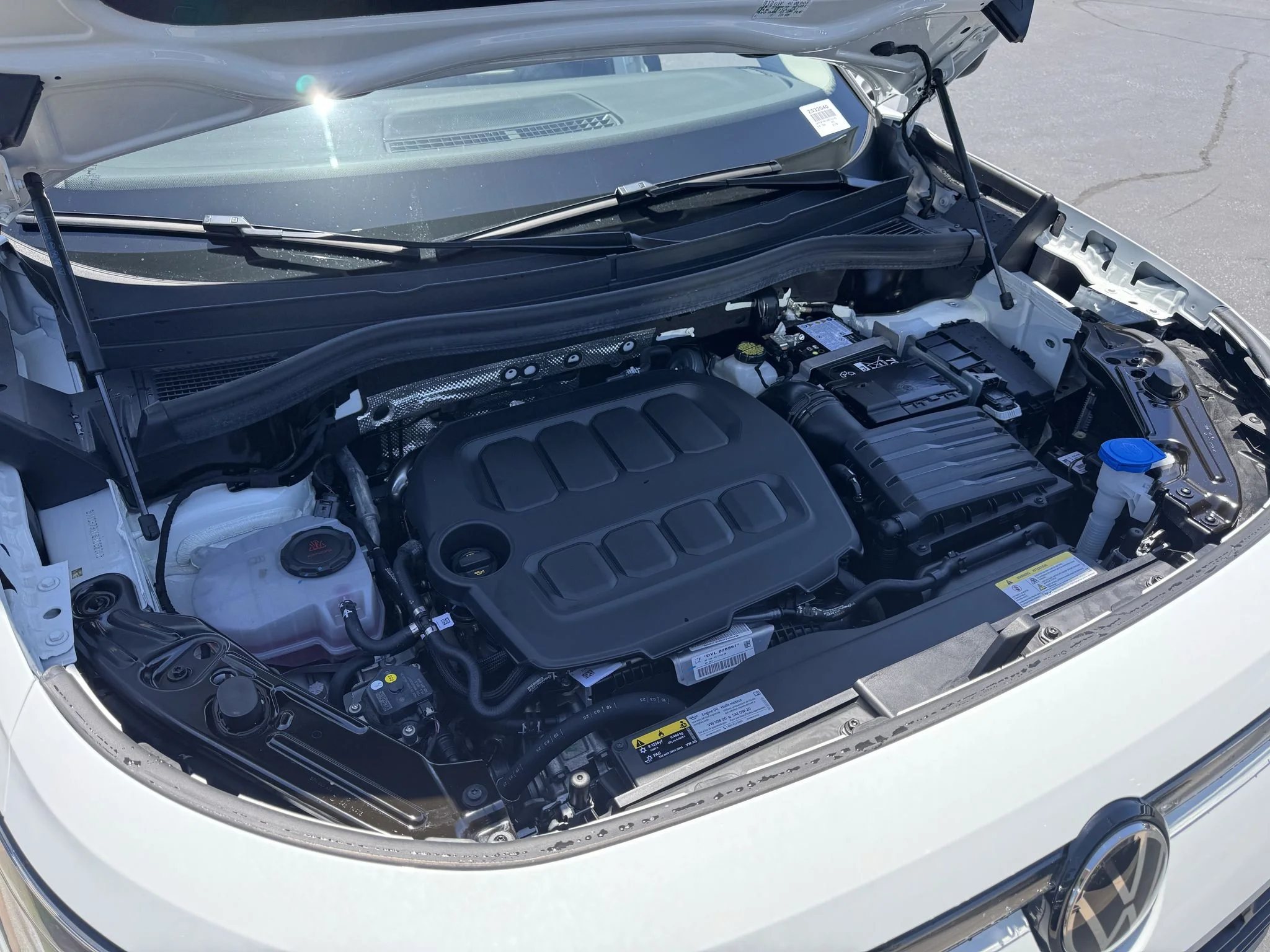 Certified Used 2025 Pure White Volkswagen S image 33