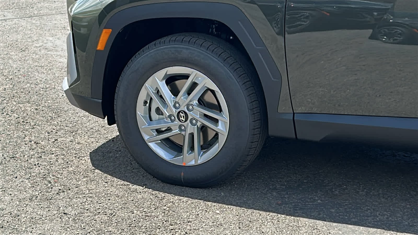 New 2026 Rockwood Green Hyundai SE AWD image 9