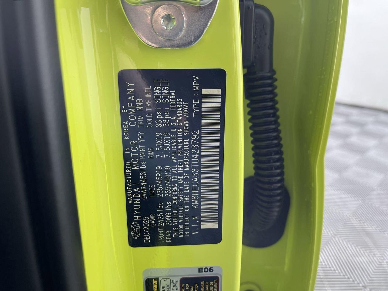 New 2026 Neoteric Yellow Hyundai Limited AWD image 28