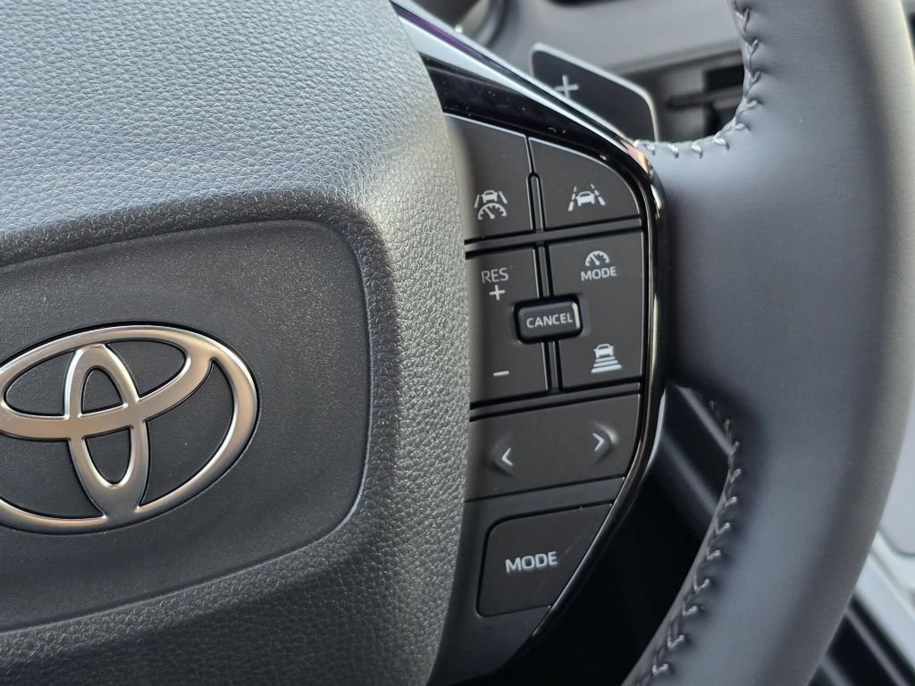 New 2026 Wind Chill Pearl Toyota SE image 13
