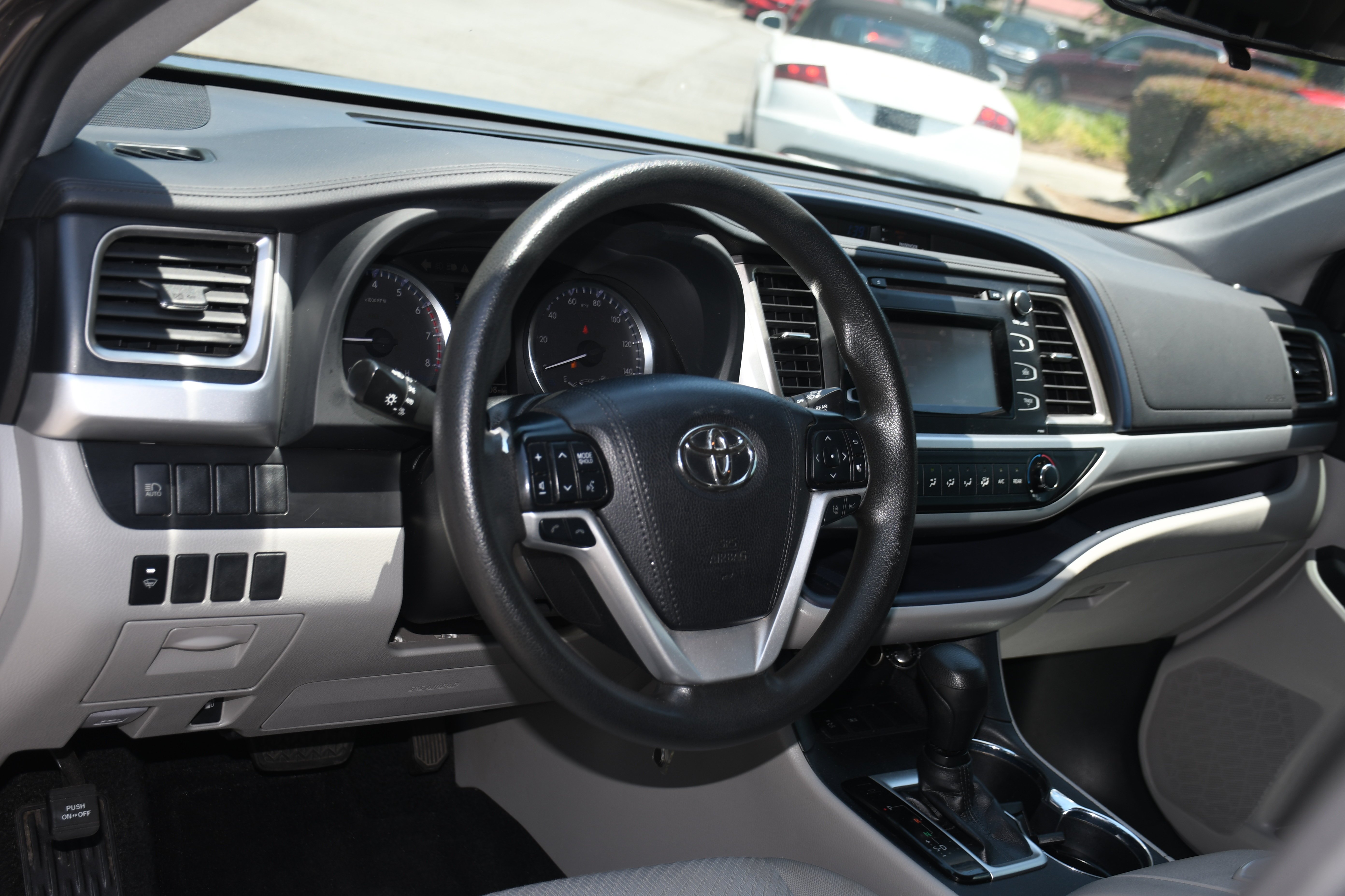 Used 2019 Gray Toyota LE image 7